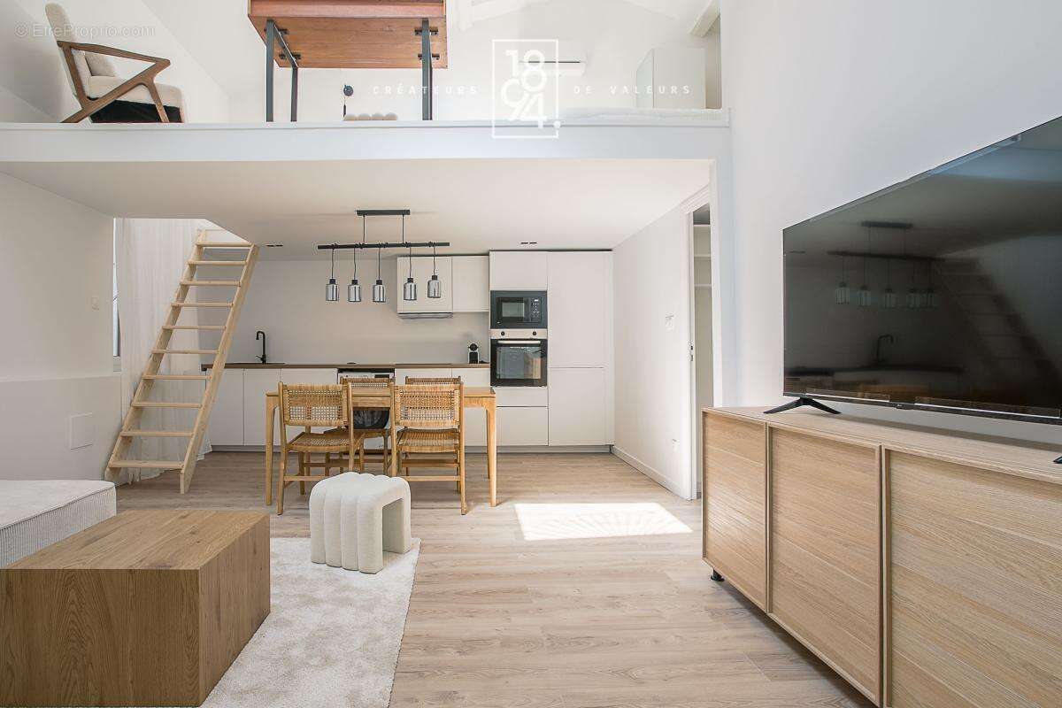 Appartement à MARSEILLE-7E