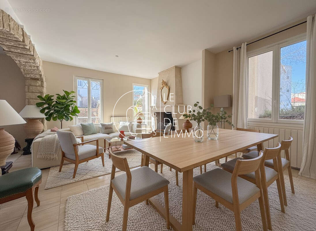 Maison à SAINT-CLOUD