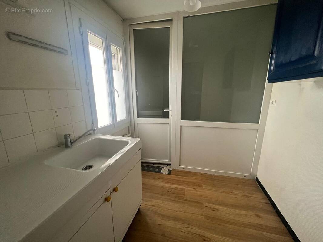 Cuisine  - Appartement à BORDEAUX