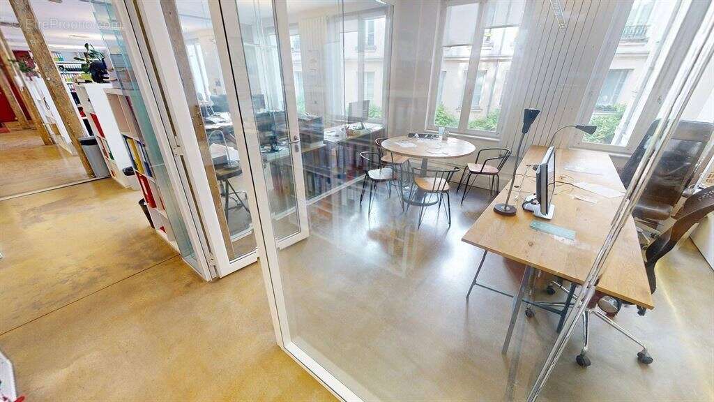 Locaux commerciaux a vendre à bastille sur deux niveaux - photo 12