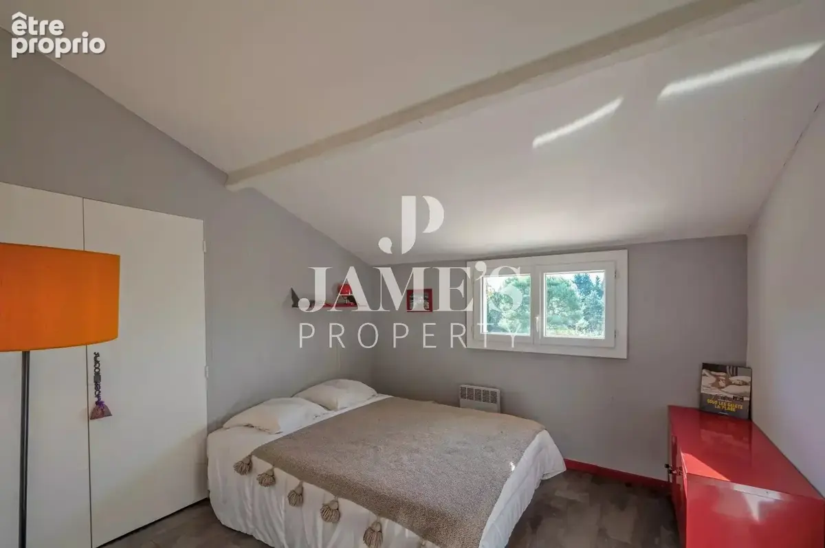 Maison 8 pièces 210 m² à vendre à Fontvieille (13990) - photo 8