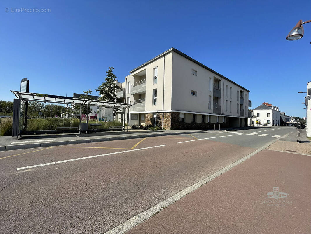 Appartement à GRANDCHAMPS-DES-FONTAINES