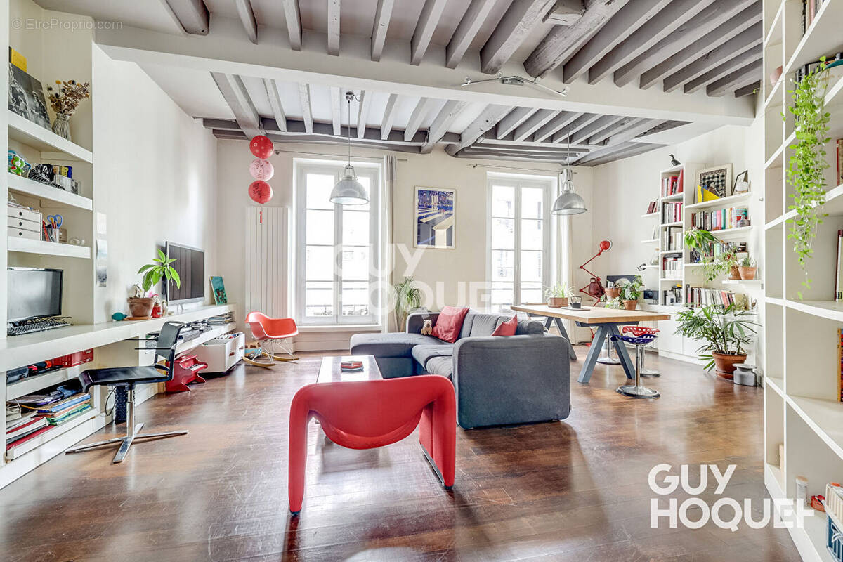 Appartement à PARIS-19E