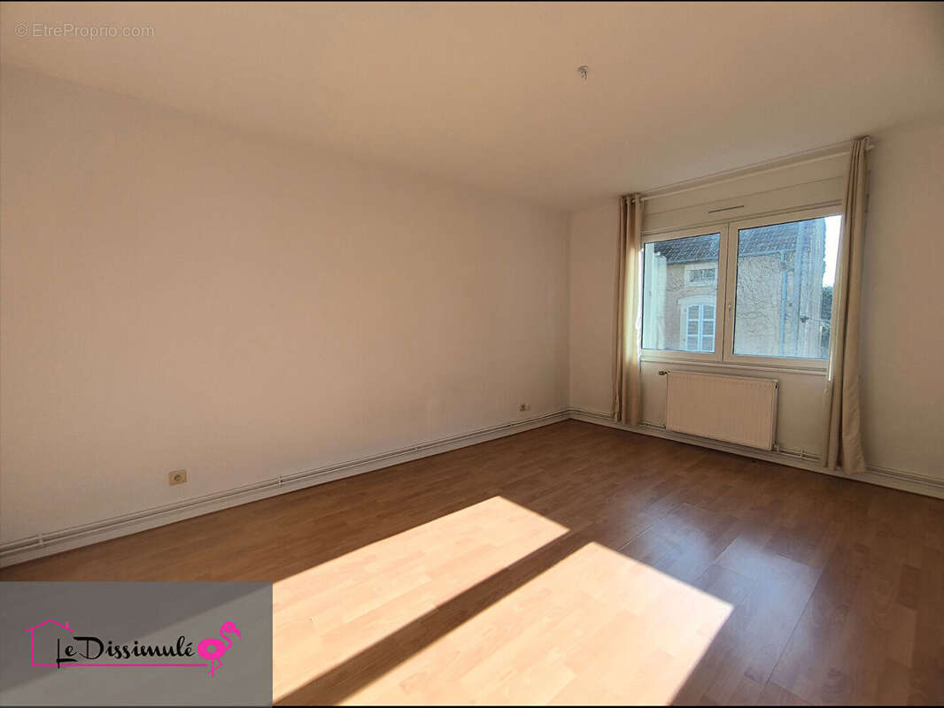 Appartement à LUXEUIL-LES-BAINS