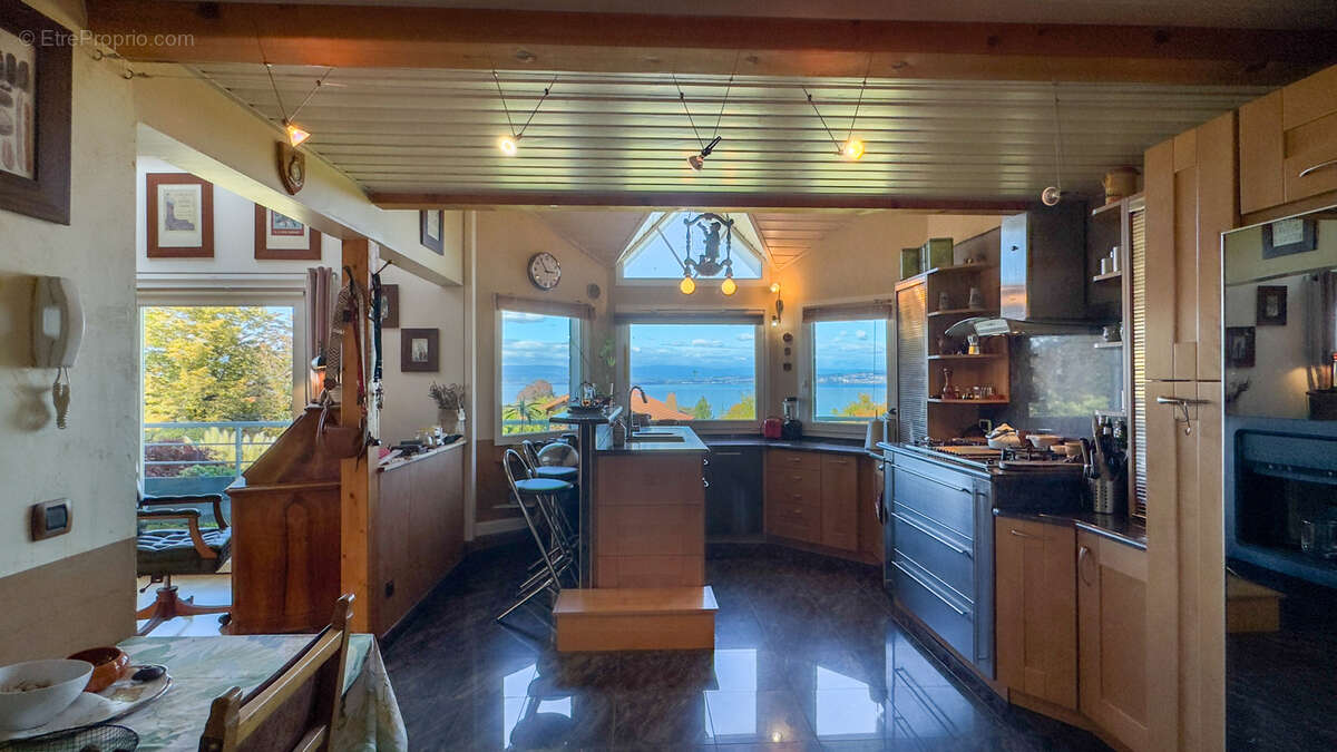 Maison à NEUVECELLE