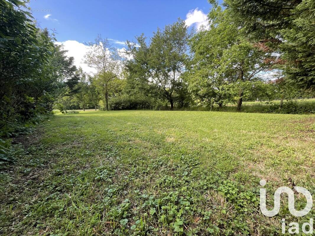 Photo 1 - Terrain à AYGUESVIVES