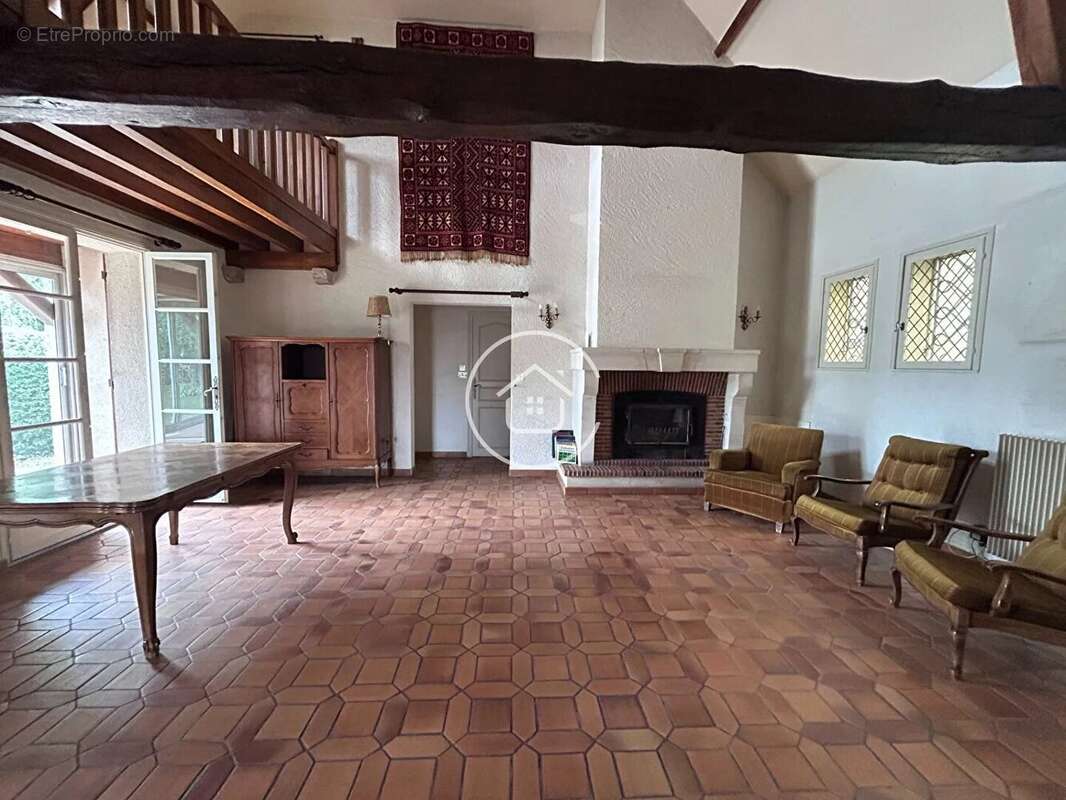 Maison à VILLEBAROU