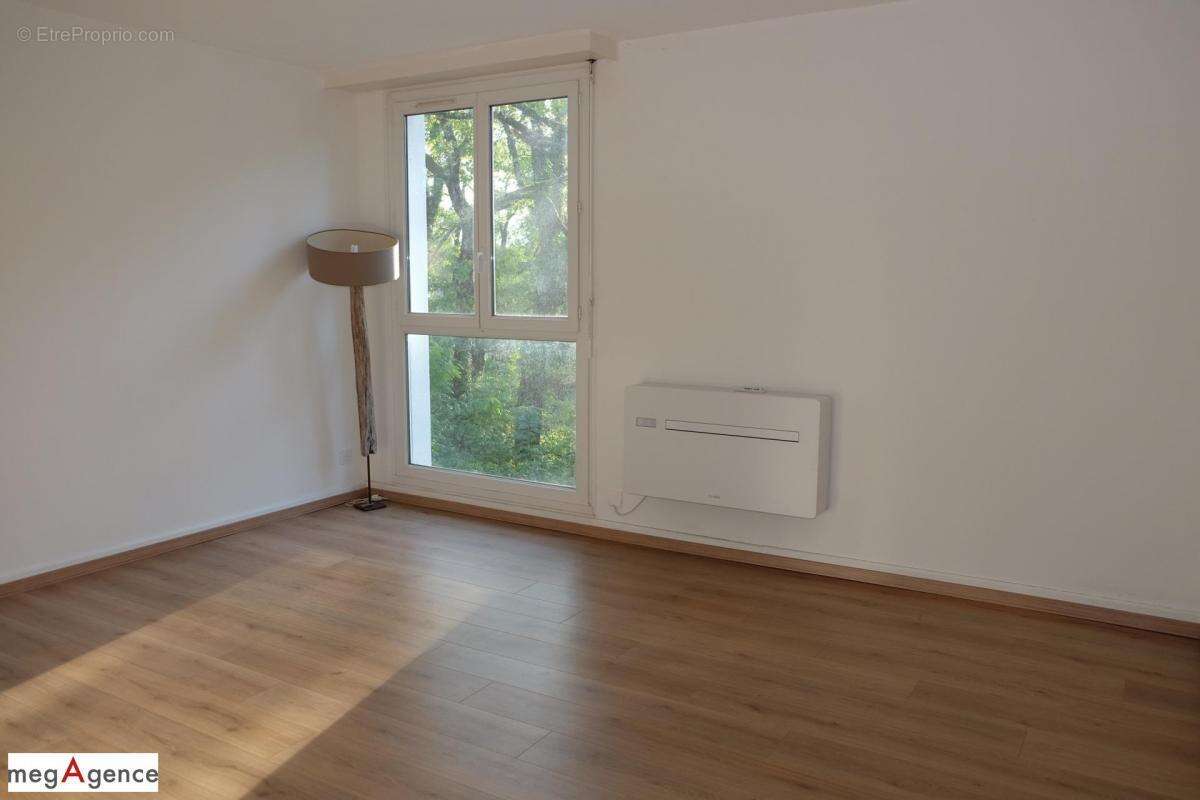 Appartement à MALEMORT-SUR-CORREZE