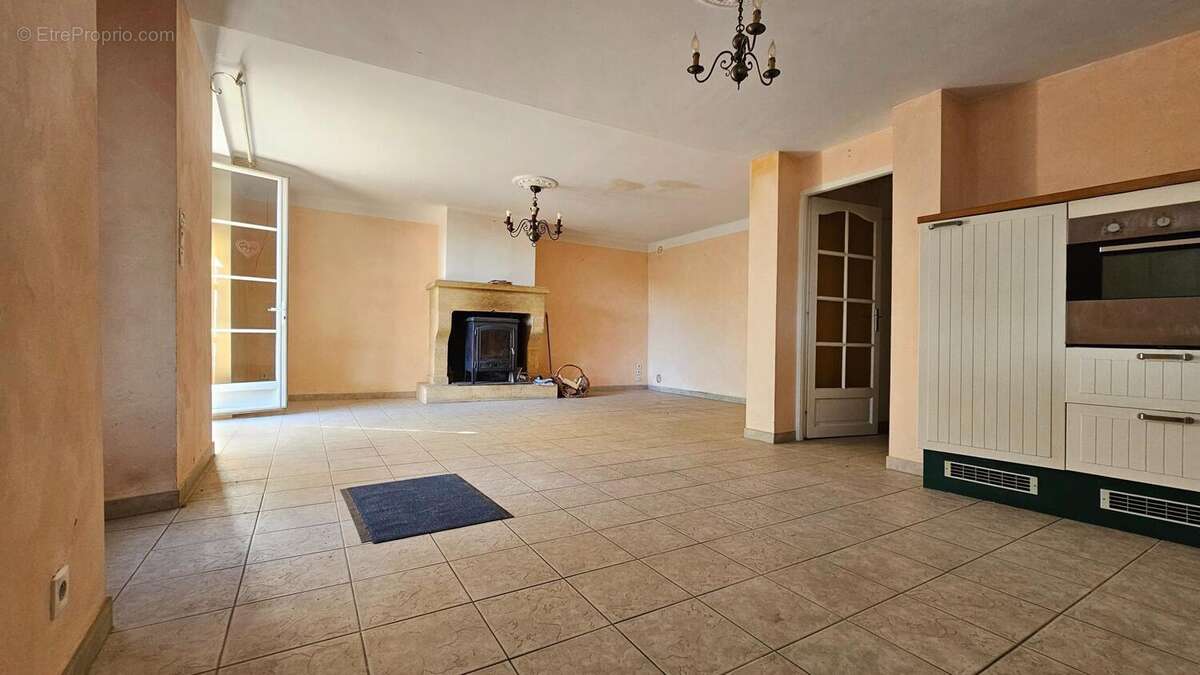 Photo 3 - Maison à LARROQUE