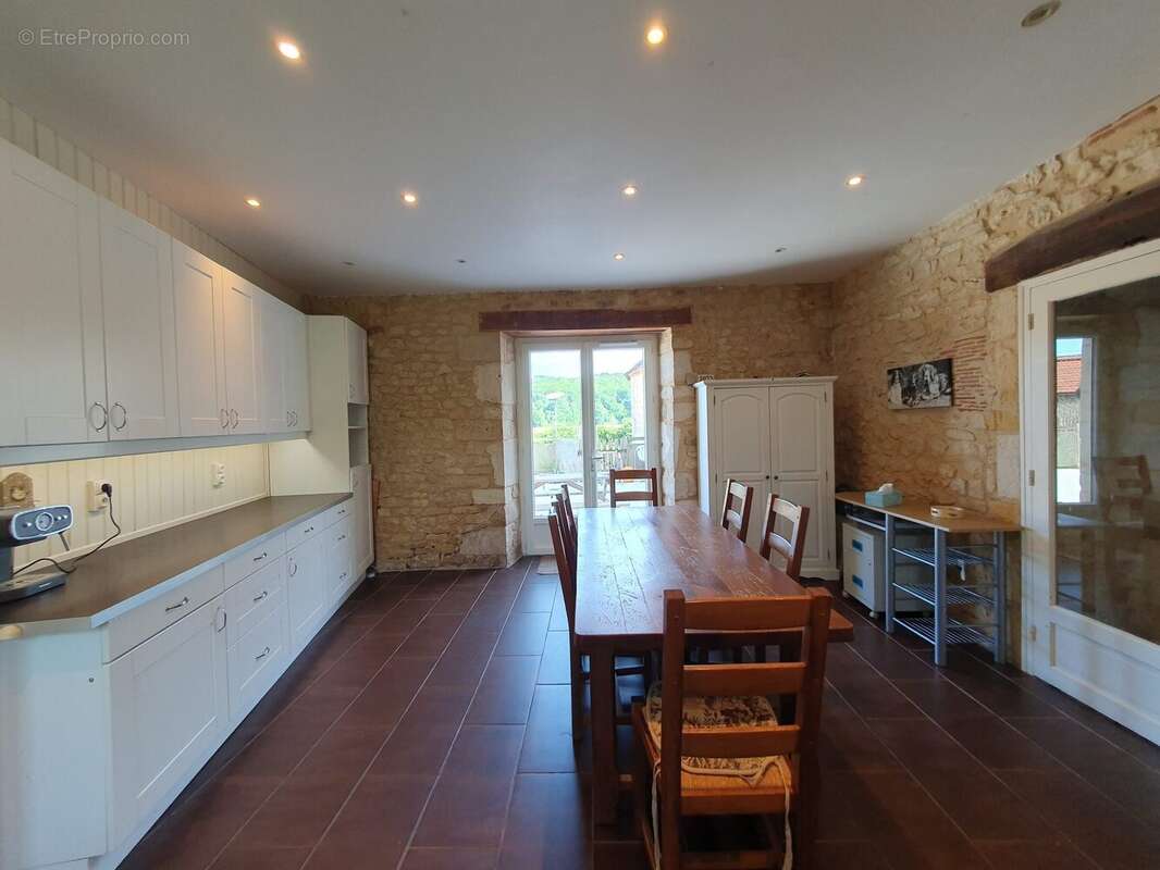 Maison à TREMOLAT