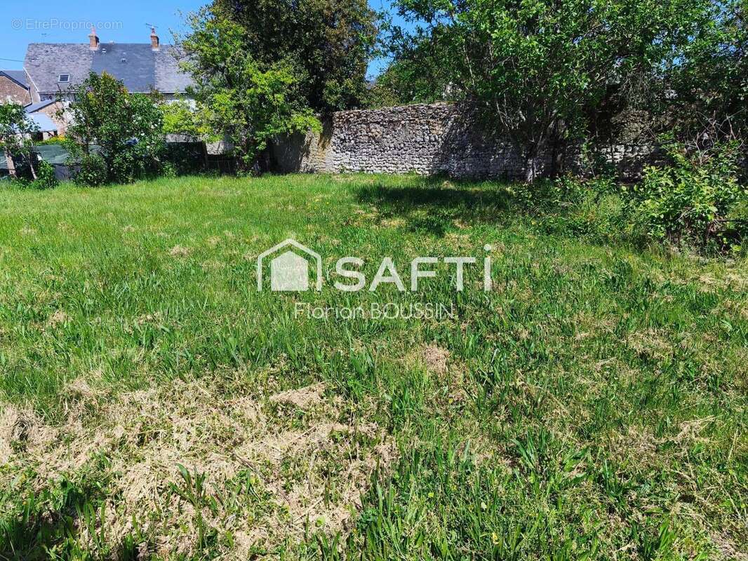 Terrain 727 m² à Le Lude  - photo 7