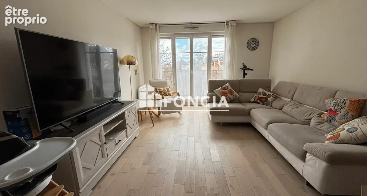 Appartement à SAINT-GRATIEN