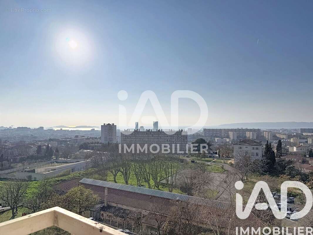 Photo 2 - Appartement à MARSEILLE-13E