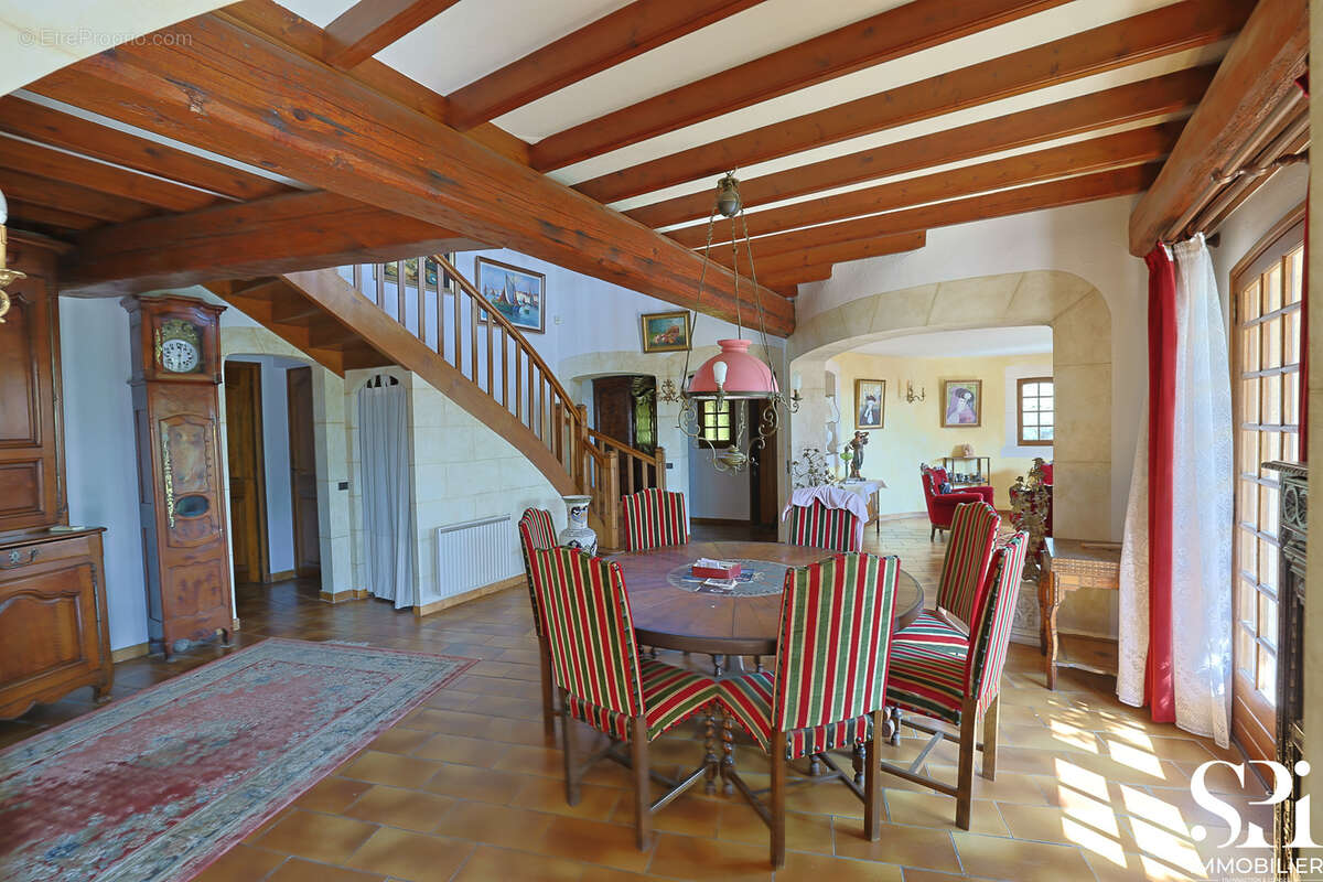 SOLLIES-VILlE- Maison familiale 4 chambres - Piscine - photo 16