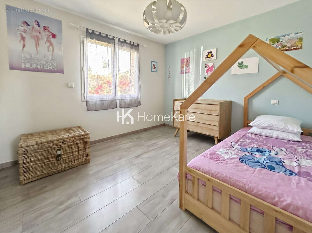 Maison 113 m² à L'isle-Jourdain  - photo 7
