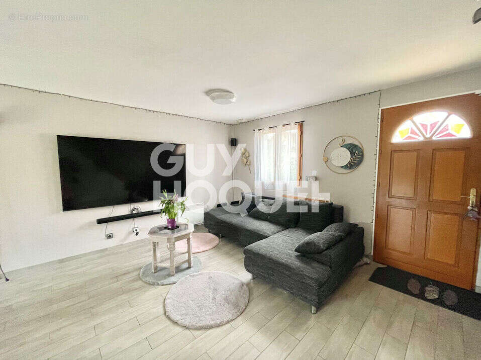 Maison à CORBEIL-ESSONNES