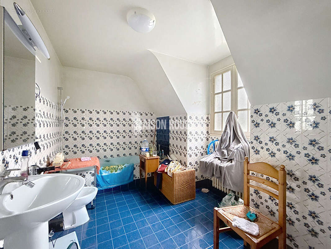 Maison à EPINIAC