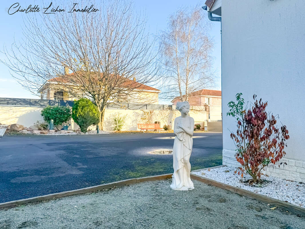Maison à AULNAT
