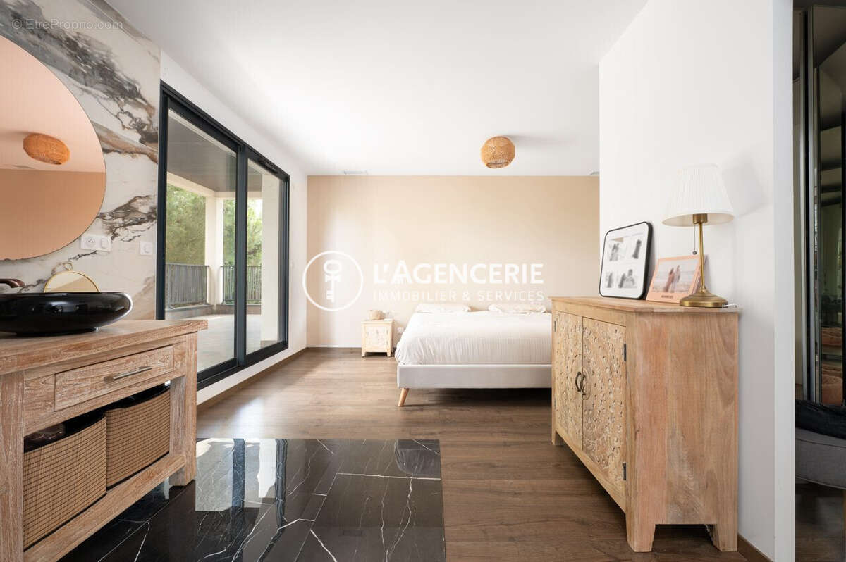 Maison 186 m² à Cornebarrieu  - photo 7