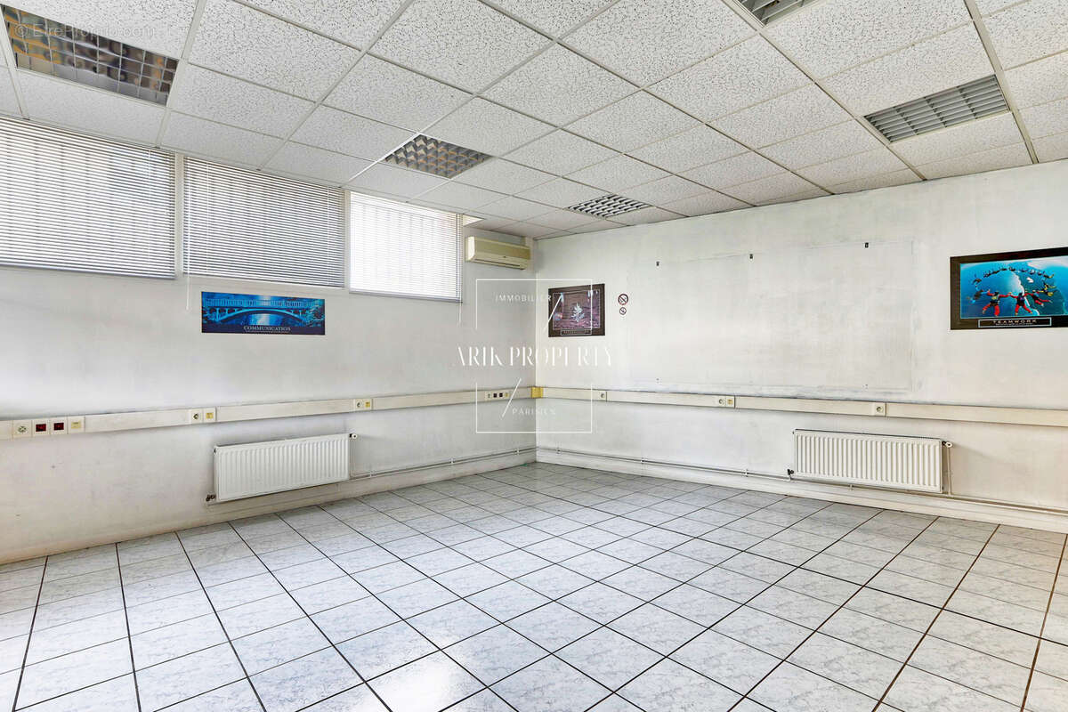 Appartement à CHARENTON-LE-PONT