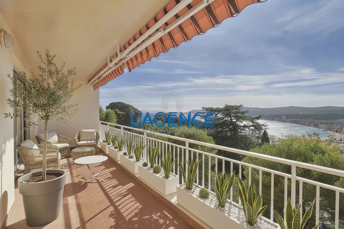 Appartement à LE LAVANDOU