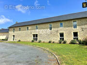 Appartement à COLLEVILLE-SUR-MER