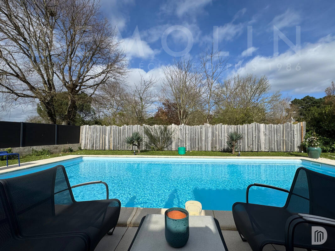 Maison à LE HAILLAN