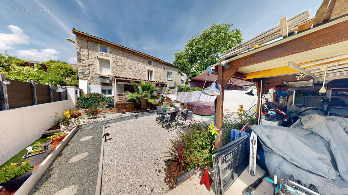 Maison à SALSIGNE