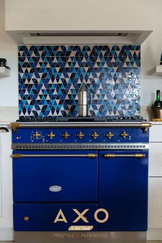 Maison à MEYRARGUES