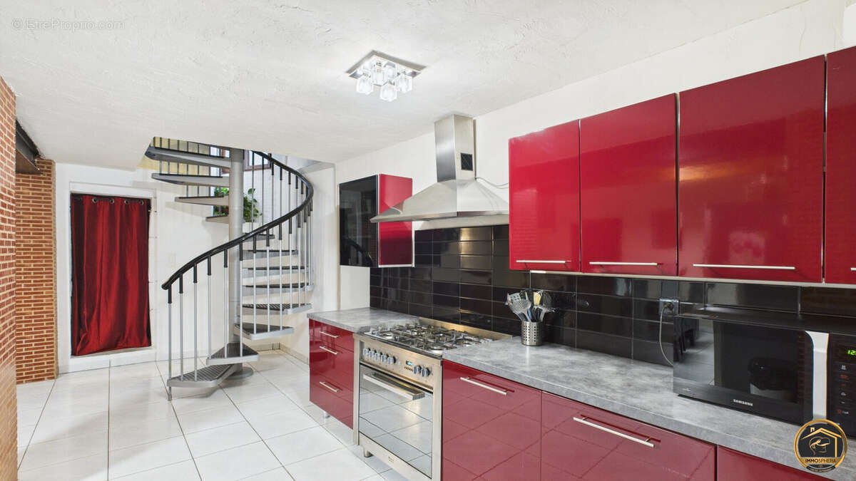 Maison 150 m² à Cruzy  - photo 5