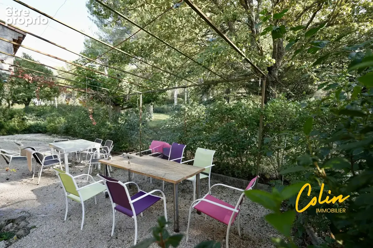 Maison 5 pièces 140 m² à vendre à Aubagne (13400) - photo 3