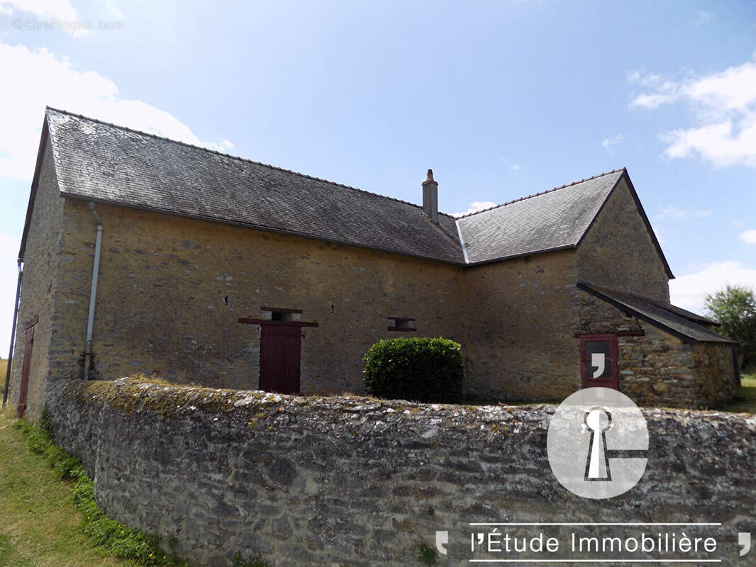 Maison à BALLEE