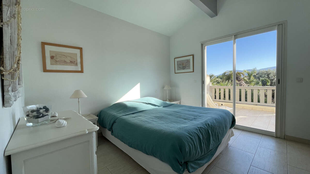 Maison à SAINT-CYPRIEN