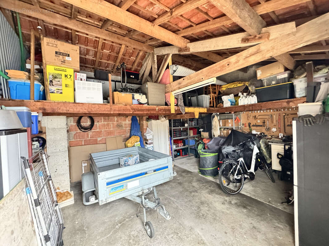 Maison à BARBEZIEUX-SAINT-HILAIRE