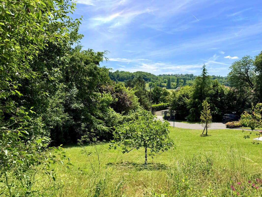 EXCLUSIVITE St Julien-en-Genevois Parcelle à bâtir de 857 m² au centre du hameau de Thairy... - photo 6
