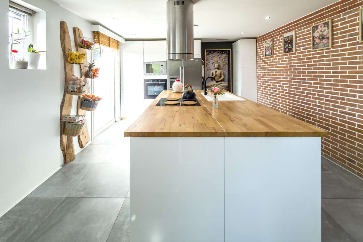 Maison à LA LONDE-LES-MAURES