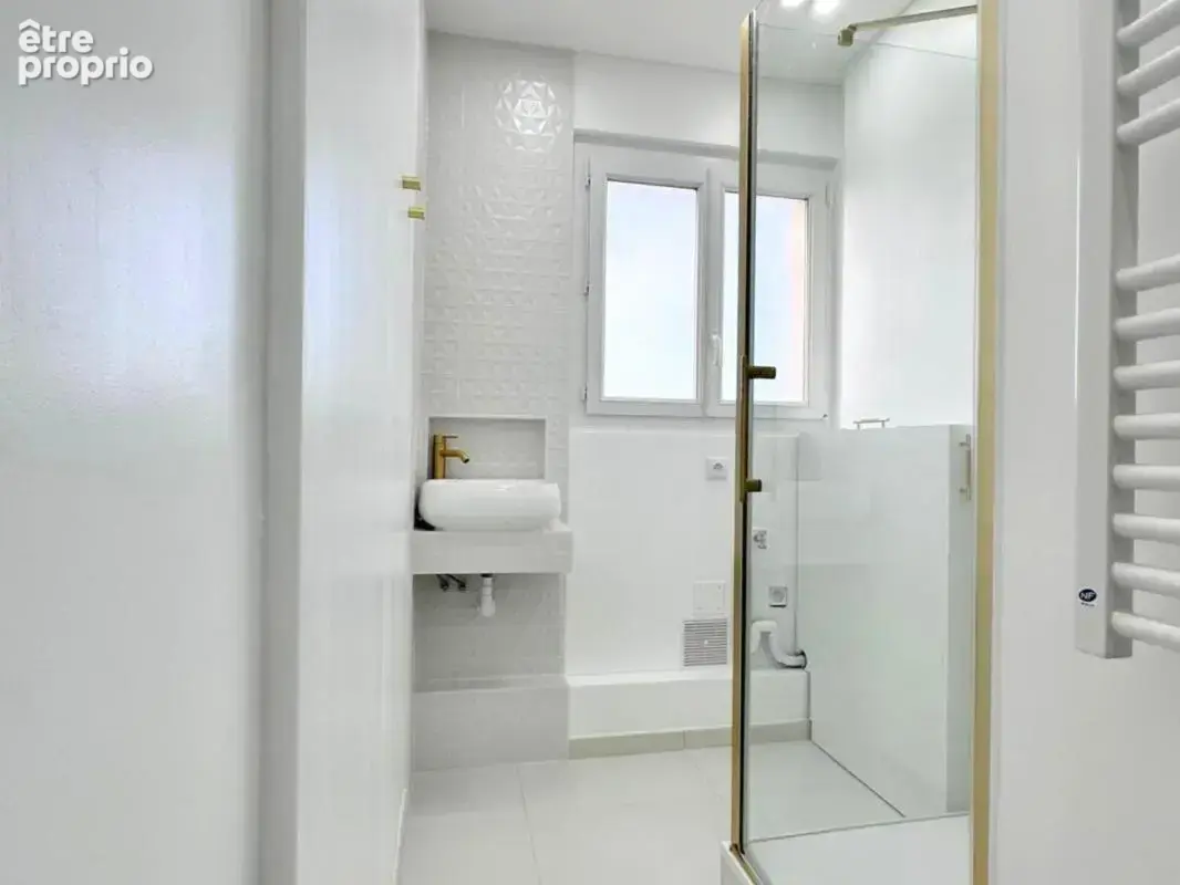 Appartement 4 pièces – 68 m² – 3 chambres – Balcon – Vue dégagée – Entièrement rénové - photo 9