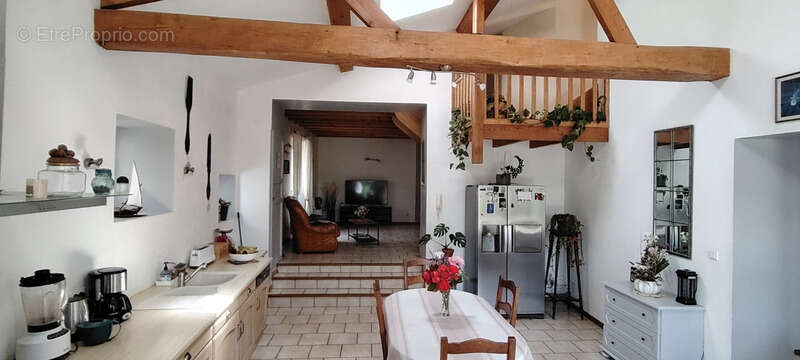 Maison à SAINT-LOUP-LAMAIRE