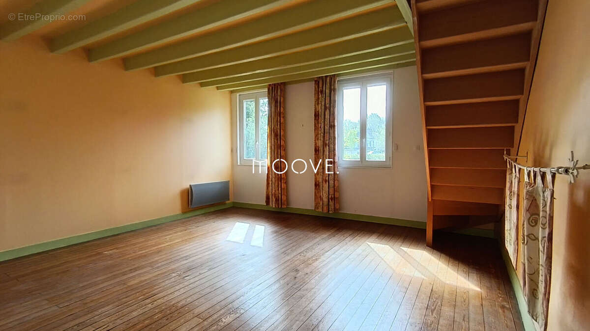 Maison à VILLERS-ECALLES