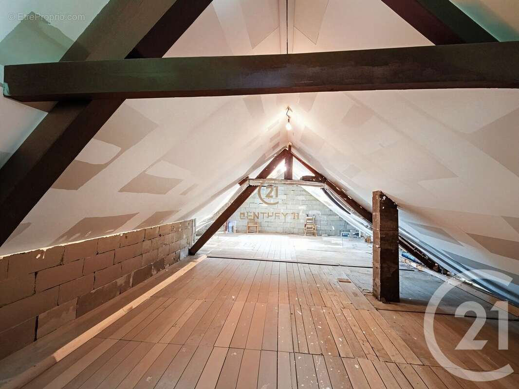 Maison à SAINT-PRIEST