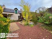 Maison à MEHUN-SUR-YEVRE