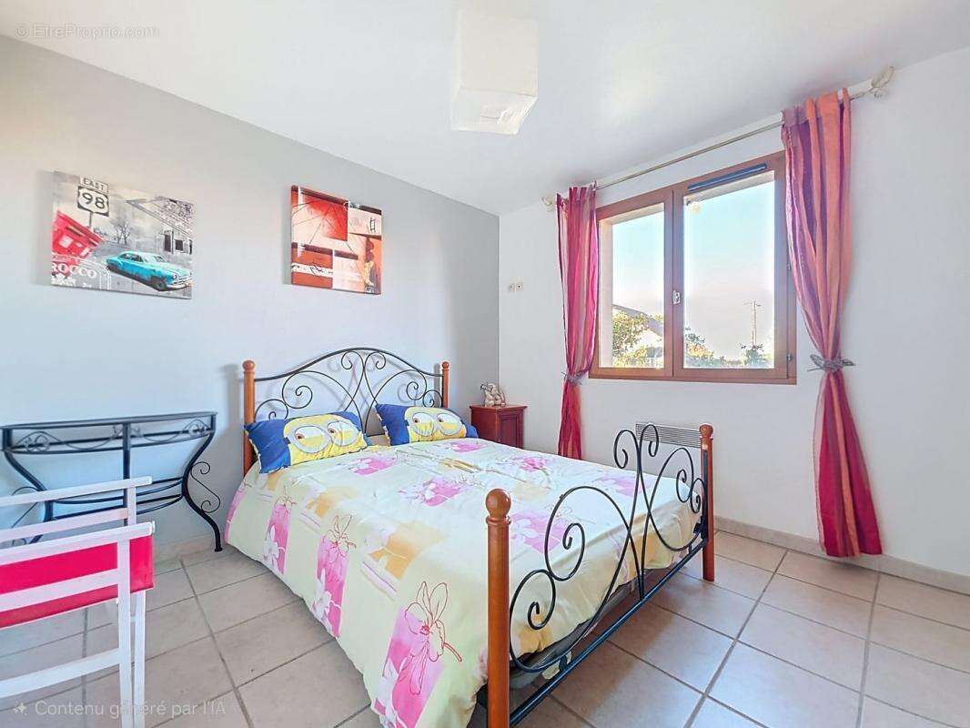 Maison à SAINT-PIERRE-DE-CHANDIEU