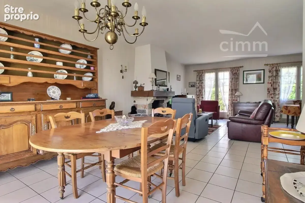 Maison de plain-pied à St DOULCHARD - photo 5
