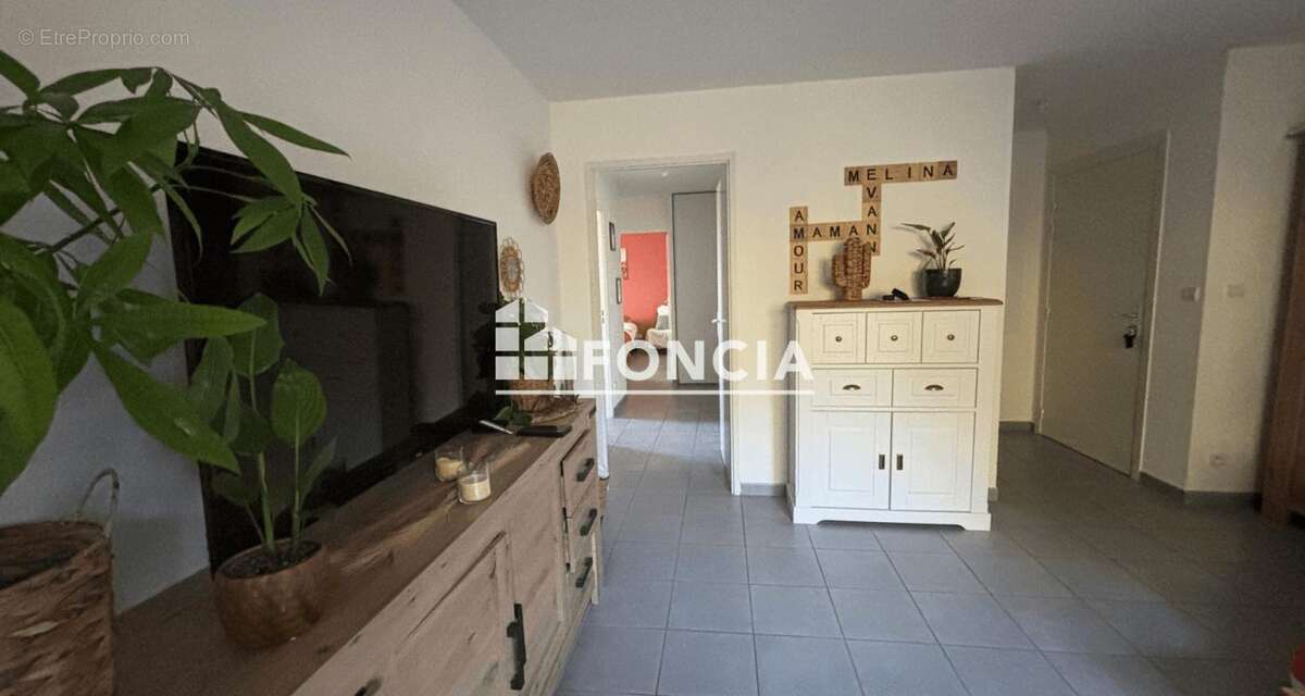 Appartement à LUNEL