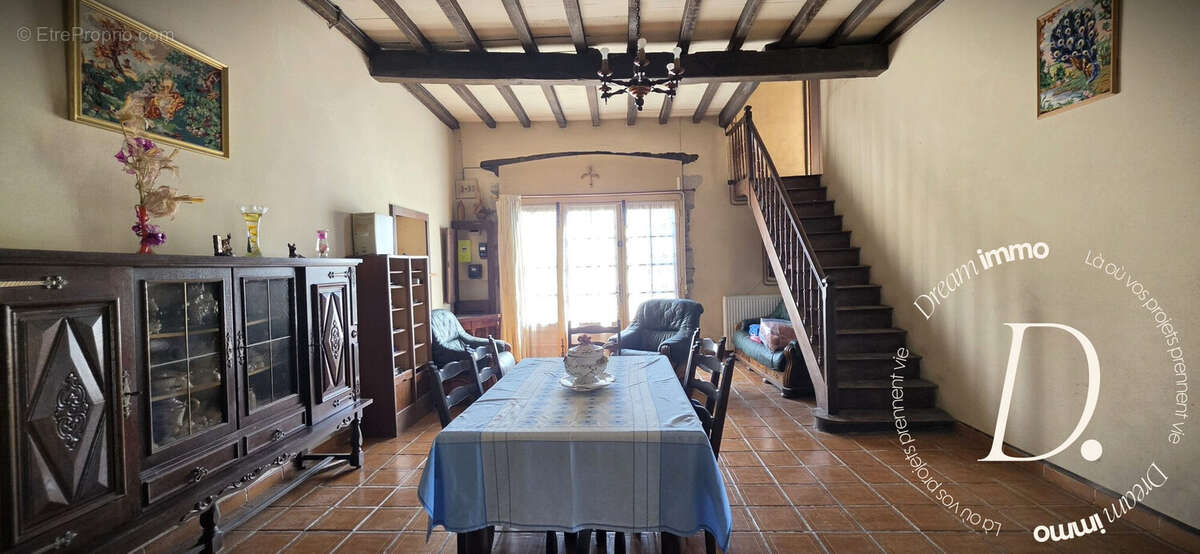 Maison 144 m² à Saint-Pe-De-Leren  - photo 6