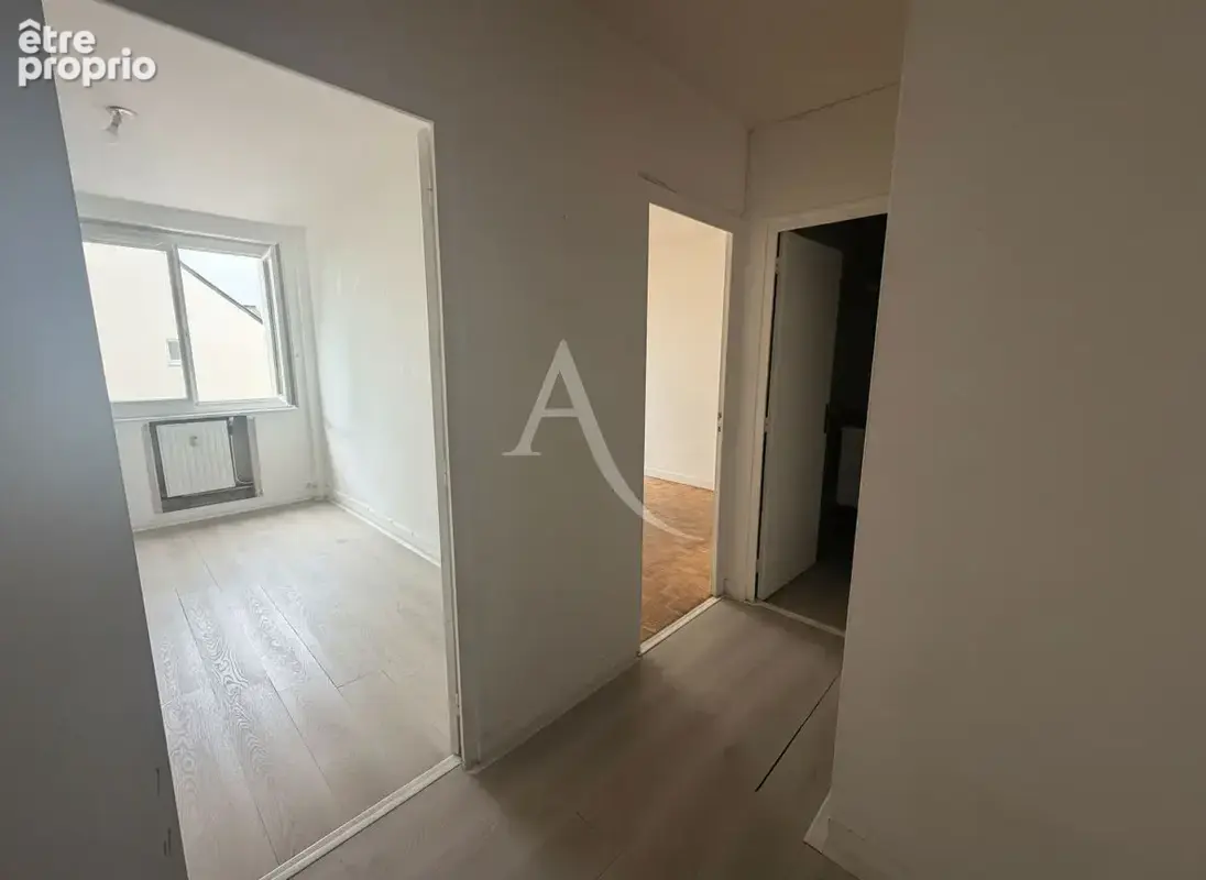 Appartement T2 de 40 m² avec cave et stationnement - photo 3