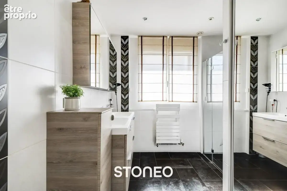 Maison 7 pièces avec jardin et piscine - photo 9
