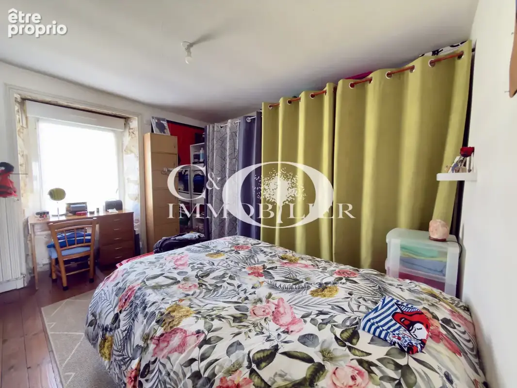 Maison de bourg - 2 chambres - bureau - cour de 50 m2 - photo 9