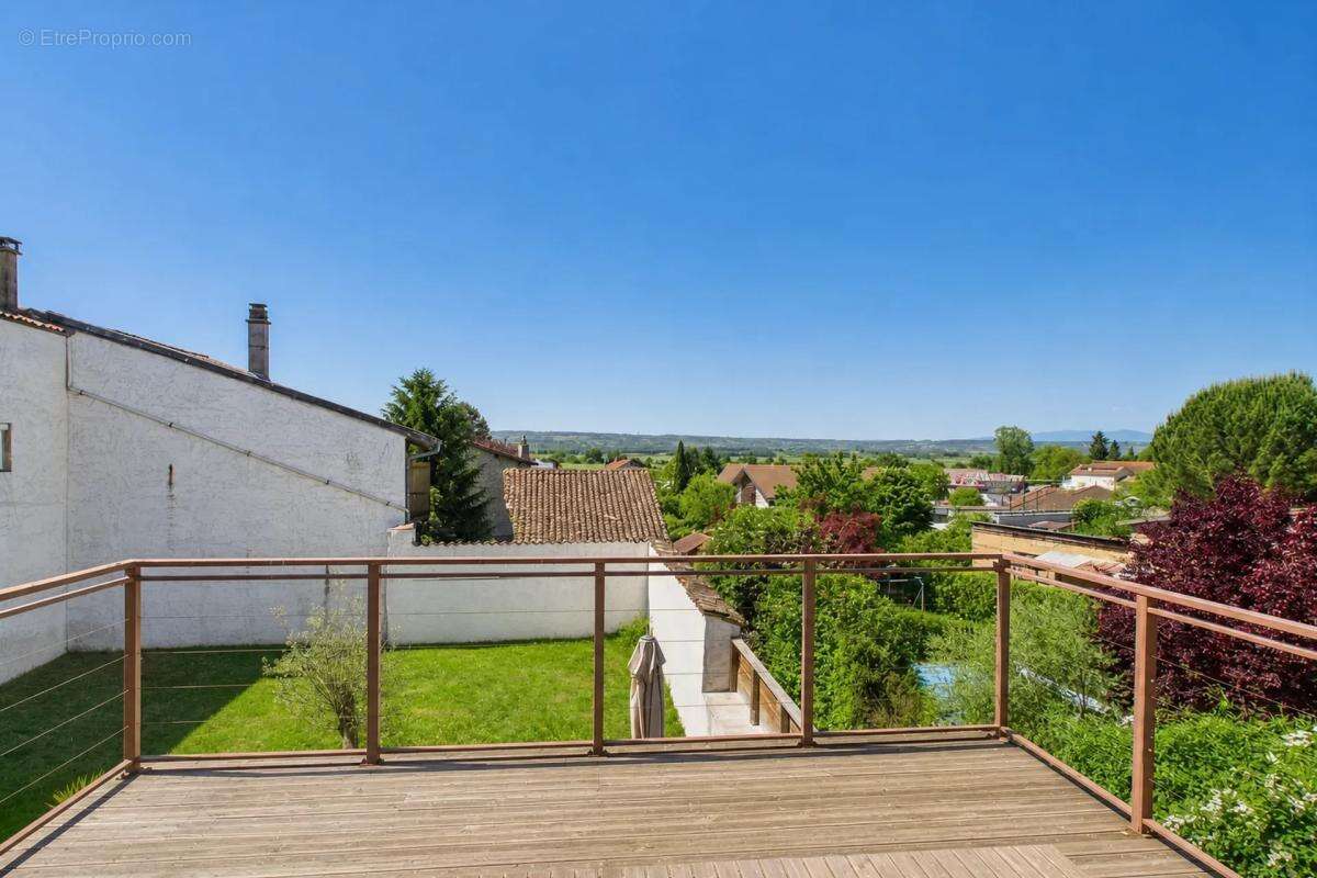 Appartement à MOIDIEU-DETOURBE