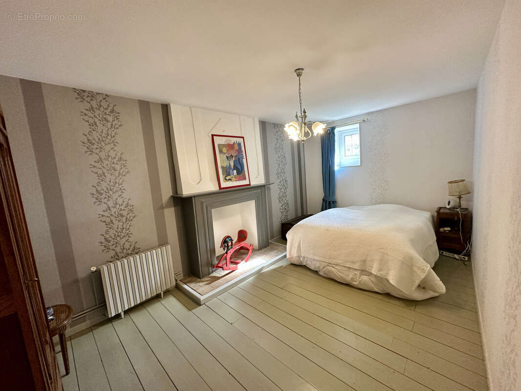 Maison 244 m² à Ploezal  - photo 15